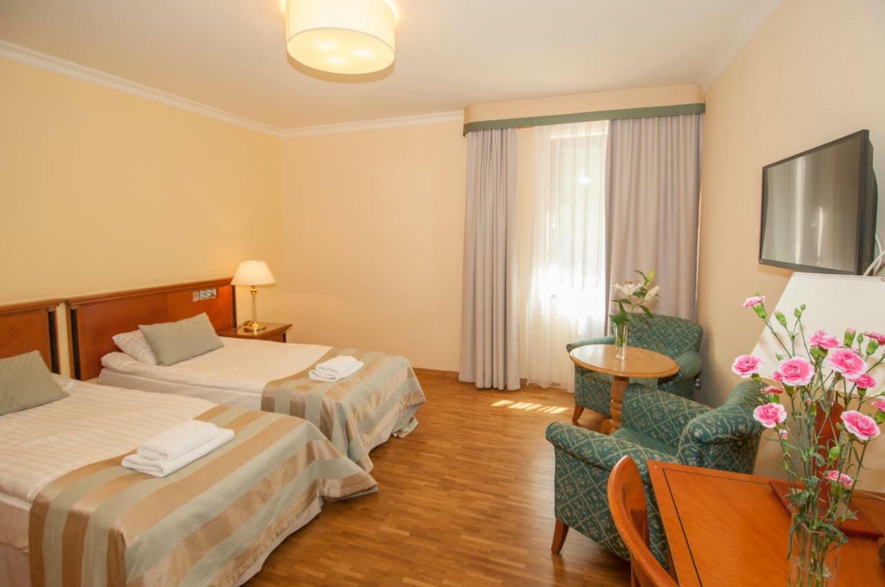 Hotel Mir-Jan Spa Lądek-Zdrój Kültér fotó